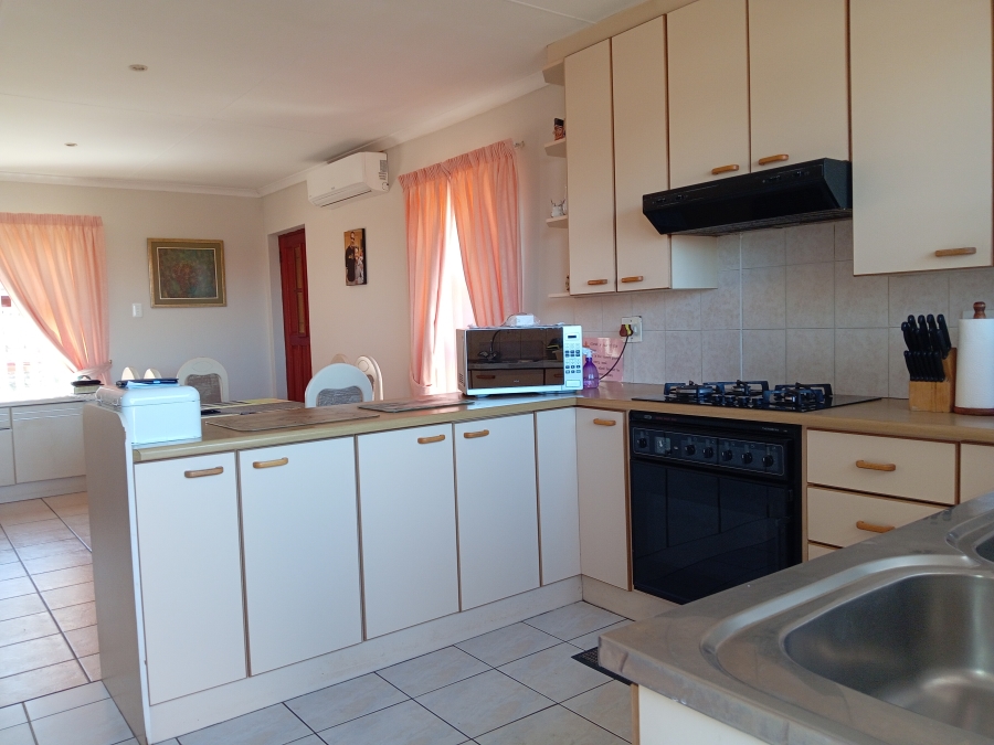 3 Bedroom Property for Sale in Strelitzia Park Eastern Cape
